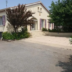 https://villa-gesinacris-avec-piscine.fr-provencehotel.com